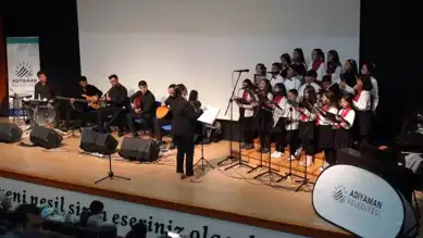 Minik Sanatçılar Dünya Çocuk Hakları Günü'nde Parladı!