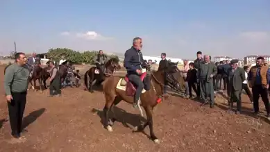 Güneydoğu'da Atlı Heyecan: At Koşuları