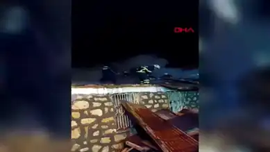Adıyaman'da Eski Sağlık Ocağı Yandı