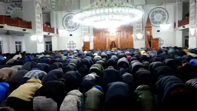 Adıyaman'da Deprem Sonrası İlk Teravih Namazı