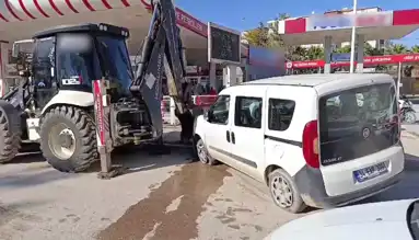 Adıyaman'da Trafik Kazası: 2 Yaralı