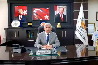 Hallaç'tan Berat Kandili Mesajı: Birlik, Beraberlik ve Yardımlaşma Vurgusu
