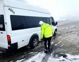 Besni'de Yoğun Kar Yağışı: Kış Lastiği Zorunlu!