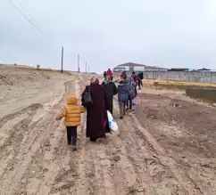 Köy Okuluna Çamurlu Yol Mu?