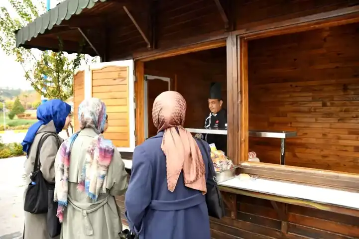 Üniversitede Her Gün Ücretsiz Sıcak Çorba!