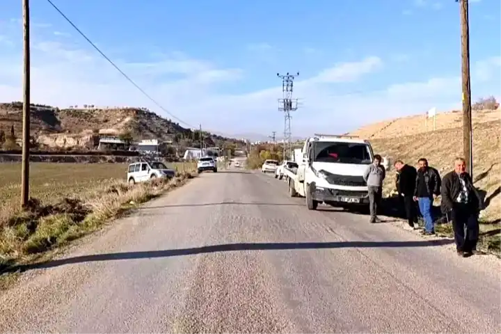 Şarampole Yuvarlanan Araçta Yaralı Var!