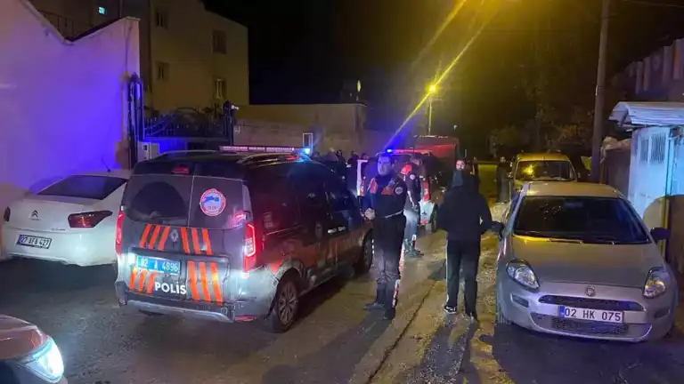Güneydoğu'da Horoz Dövüşü Baskını: 6 Gözaltı