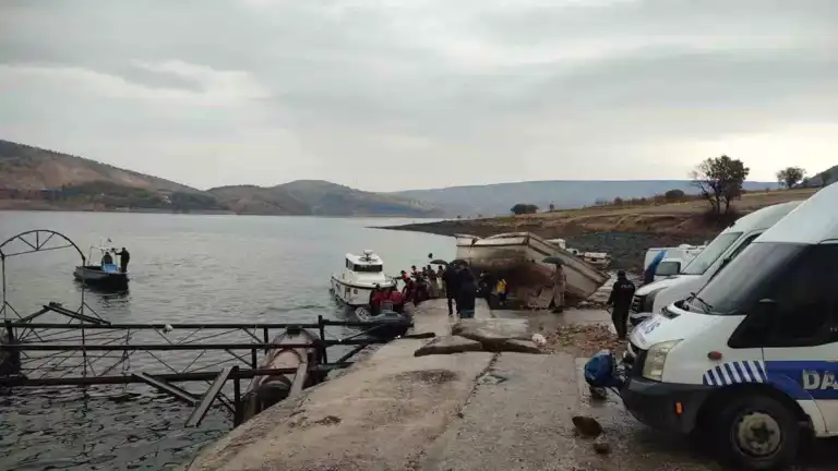 Genç Adamın Cesedi Fırat Nehri'nde Bulundu
