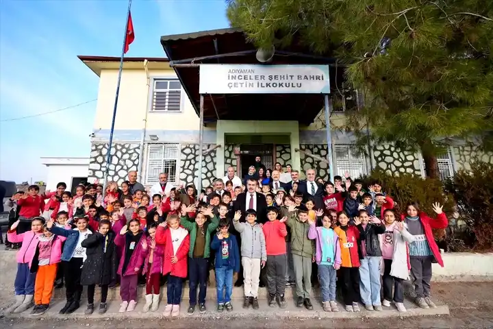 Tekin, Adıyaman Köy Okullarını Ziyaret Etti
