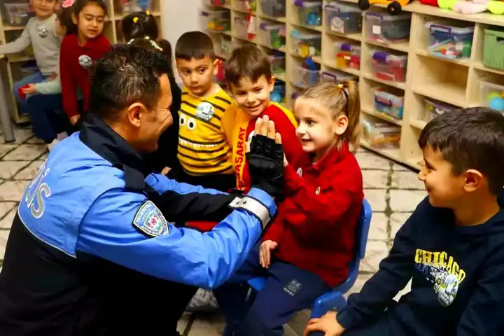 Kahta'da Miniklere Güvenlik Dersi